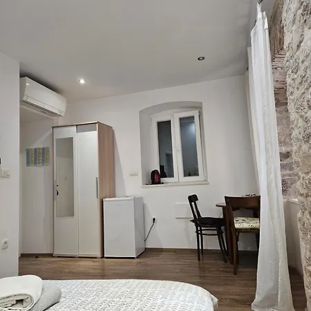 Sebenico Luxury 2 Pensión